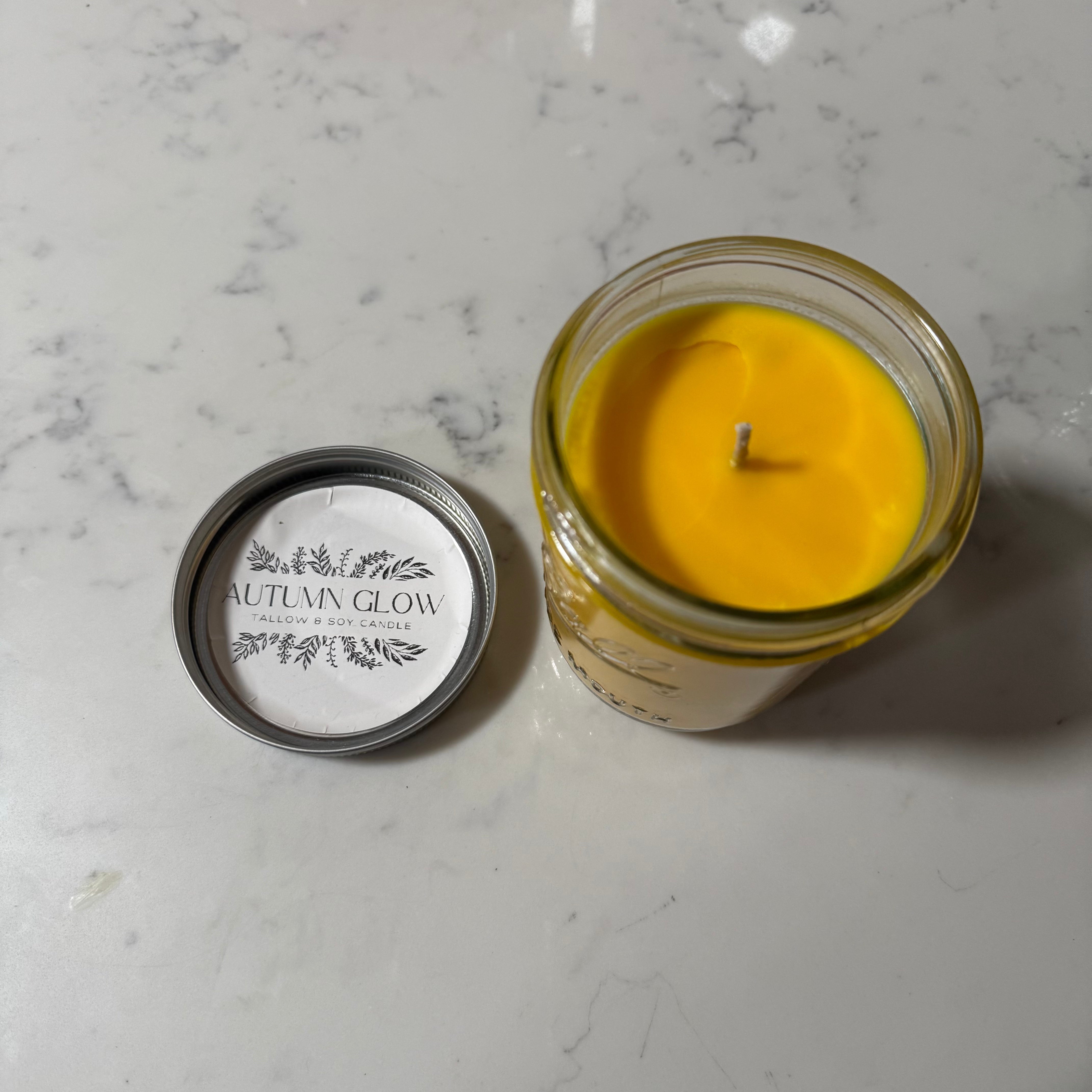 Beef Tallow Candles vs Paraffin Candles: A Clear Comparison